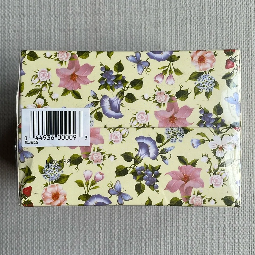 Crabtree & Evelyn Summer Hill tripled milled scented bath soap 200mg x 2